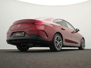 Mercedes CLA 180 AMG Line — photo 11