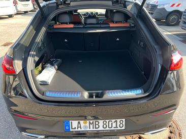 Mercedes GLC 200 Night Edition — photo 27
