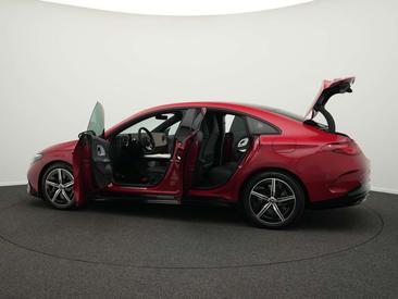 Mercedes CLA 180 AMG Line — photo 16