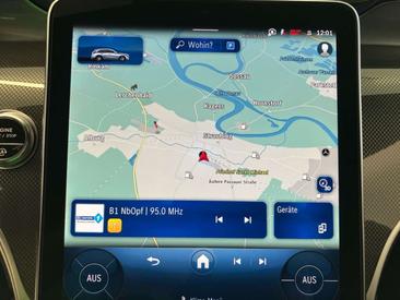 Mercedes GLC 220 AMG Line — photo 12