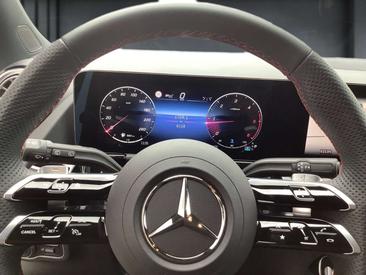 Mercedes GLA 200 Night Edition — photo 5