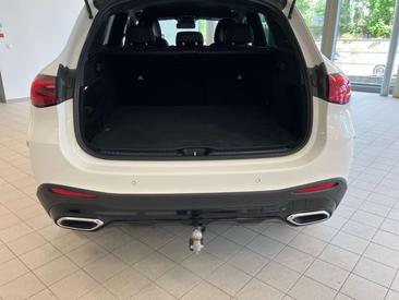 Mercedes GLC 220 AMG Line — photo 17