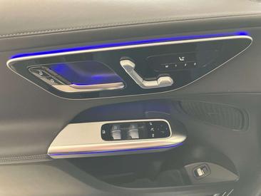 Mercedes GLC 220 AMG Line — photo 14