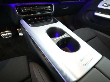Mercedes CLA 350 — photo 15