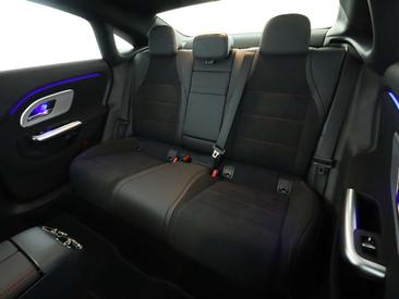 Mercedes CLA 350 — photo 18