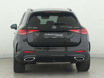Mercedes GLC 300 — photo 4