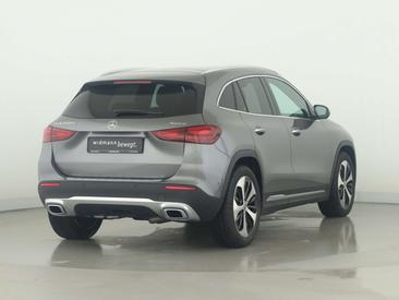 Mercedes GLA 220 — photo 2