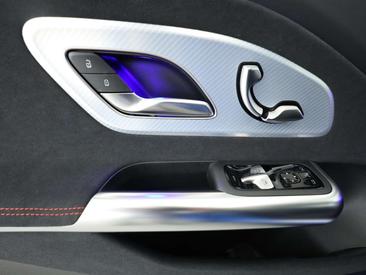 Mercedes CLA 350 — photo 20