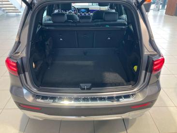 Mercedes GLB 200 Progressive — photo 17