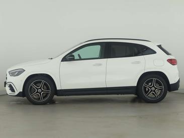 Mercedes GLA 250 — photo 7