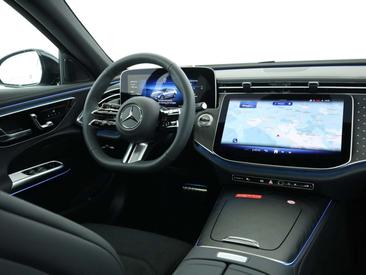 Mercedes Classe E Break 220 — photo 10
