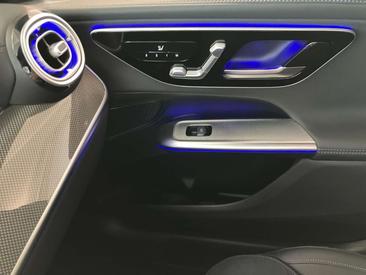 Mercedes GLC 220 AMG Line — photo 22