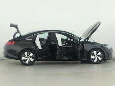 Mercedes CLA 180 — photo 8
