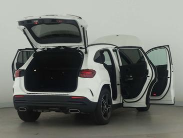 Mercedes GLA 250 — photo 9
