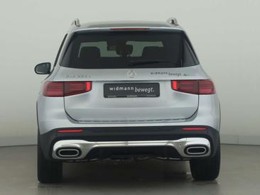 Mercedes GLB 220 — photo 4