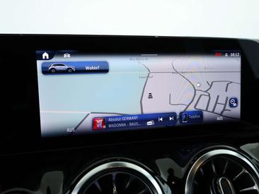 Mercedes GLA 200 — photo 13