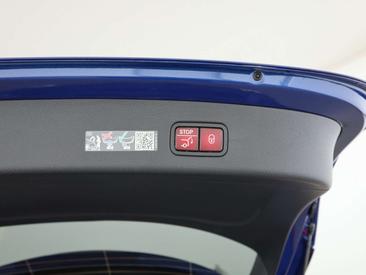 Mercedes GLC 300 — photo 25