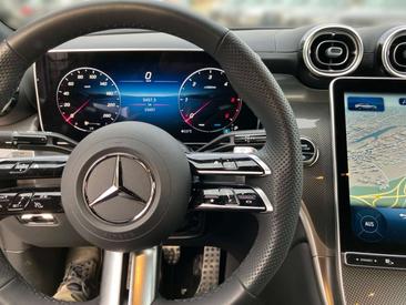 Mercedes GLC 220 AMG Line — photo 10