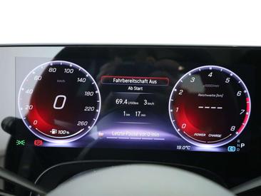 Mercedes CLA 220 — photo 12