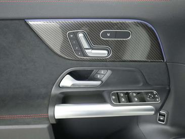 Mercedes GLA 250 — photo 20