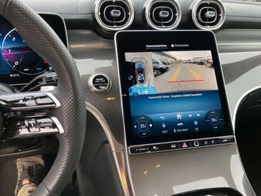 Mercedes GLC 220 AMG Line — photo 13