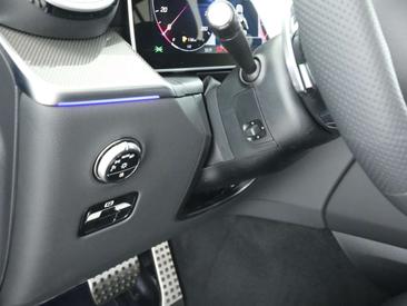 Mercedes GLC 300 — photo 28
