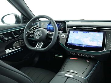 Mercedes Classe E 300 — photo 10