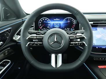 Mercedes Classe E 300 — photo 11