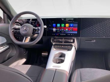 Mercedes GLB 250 AMG Line — photo 7
