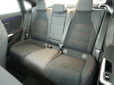 Mercedes CLA 200 — photo 18