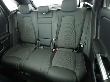 Mercedes GLA 220 — photo 18