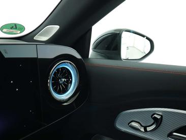 Mercedes CLA 220 — photo 16