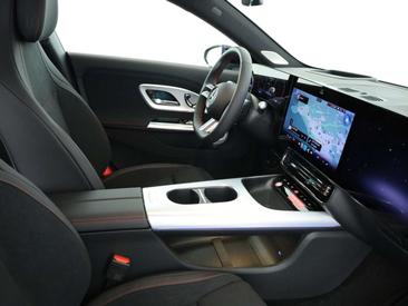 Mercedes CLA 220 — photo 17