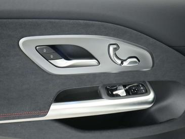 Mercedes CLA 200 — photo 20
