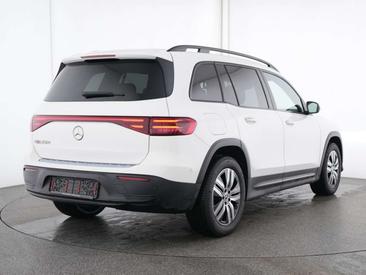 Mercedes EQB 250 Night Edition — photo 2