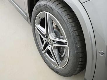Mercedes GLA 200 — photo 21