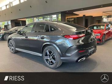 Mercedes GLC 300 — photo 2