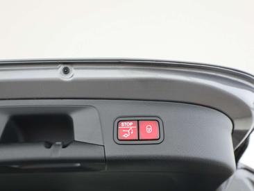 Mercedes GLA 220 — photo 25