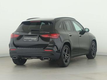 Mercedes GLA 200 — photo 2