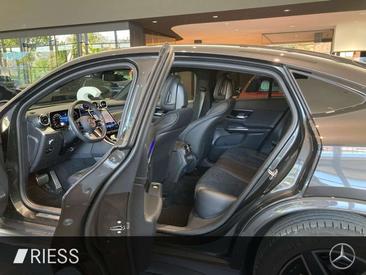 Mercedes GLC 300 — photo 6