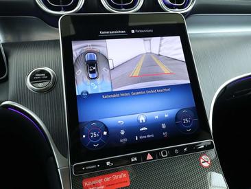 Mercedes GLC 220 — photo 27