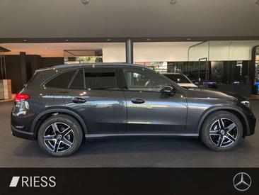 Mercedes GLC 220 — photo 11