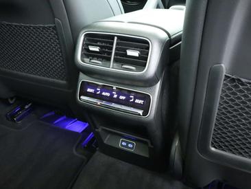 Mercedes GLE 350 — photo 24