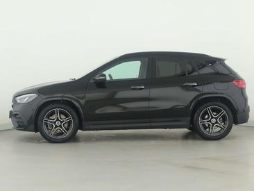 Mercedes GLA 200 — photo 7