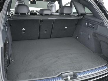 Mercedes GLC 300 — photo 23