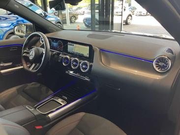 Mercedes GLA 180 AMG Line — photo 22