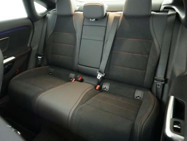 Mercedes CLA 200 — photo 18