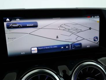 Mercedes GLA 200 — photo 13