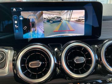 Mercedes GLB 180 — photo 13