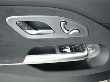 Mercedes CLA 200 — photo 20